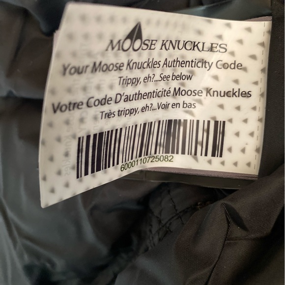 🆕🛍Moose Knuckles Women’s Jacket 🧥 Comes with hanger and protective bag. - Picture 11 of 14